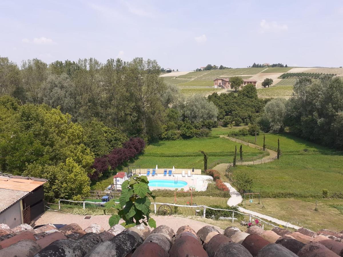 I Boidi Apartment Ница Монферато Екстериор снимка