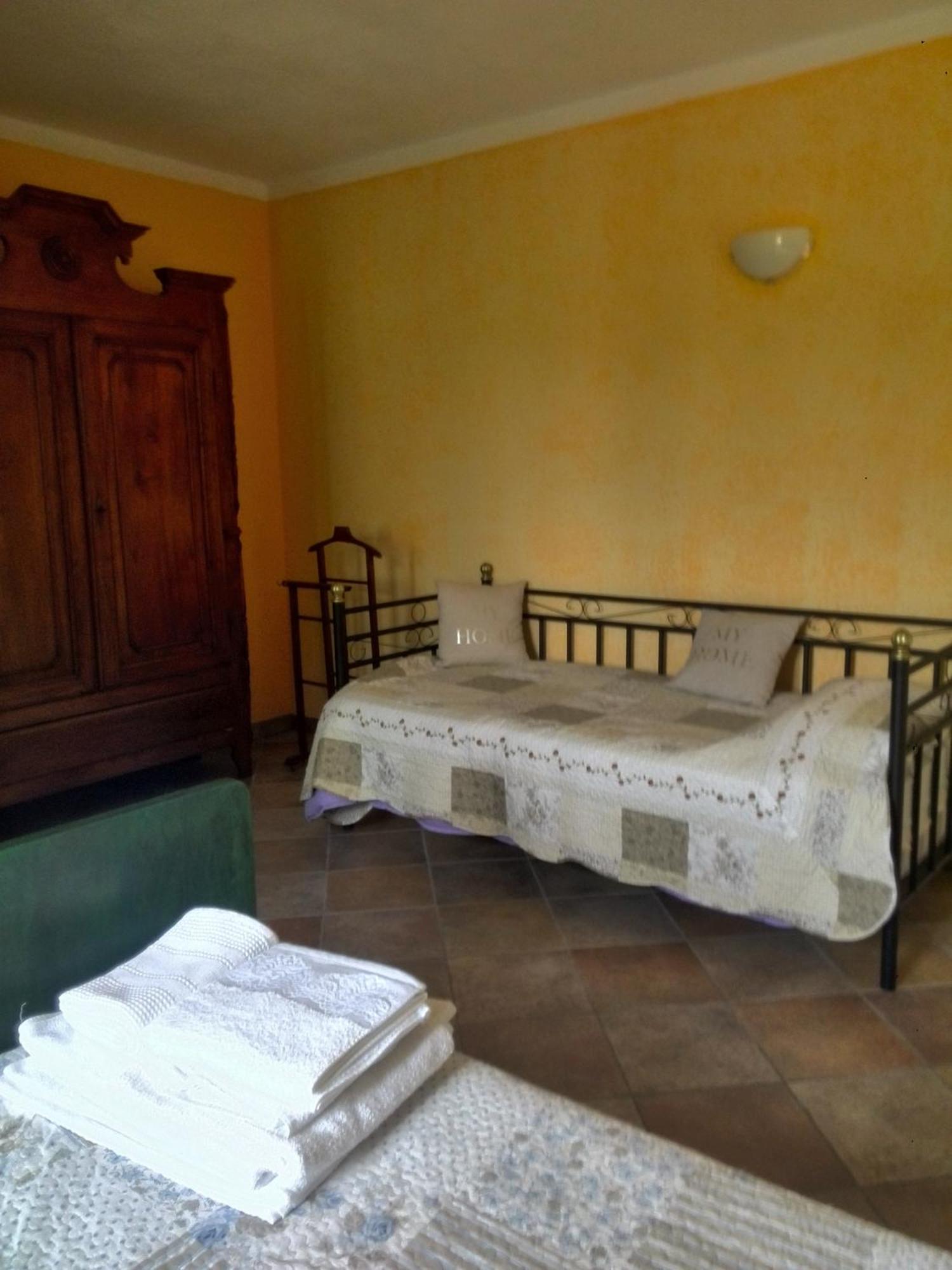I Boidi Apartment Ница Монферато Екстериор снимка