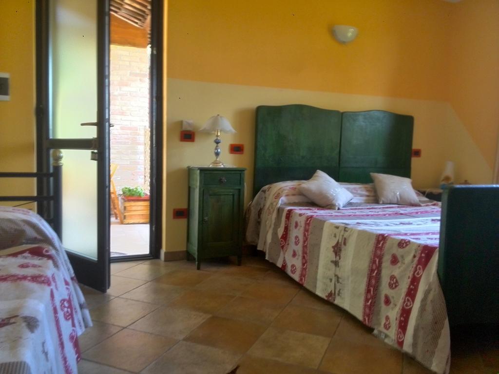 I Boidi Apartment Ница Монферато Екстериор снимка