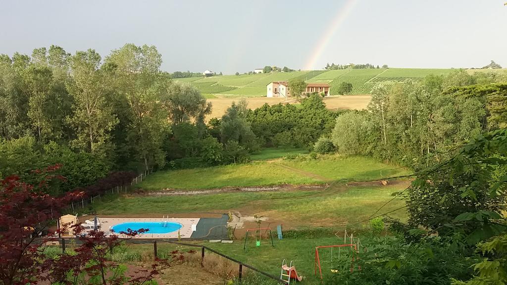 I Boidi Apartment Ница Монферато Екстериор снимка