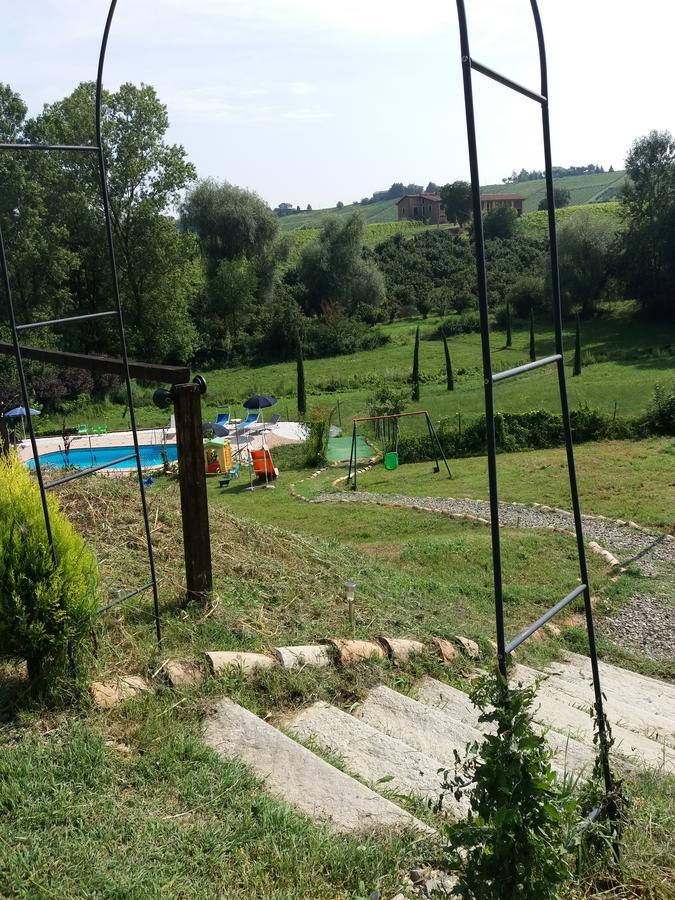 I Boidi Apartment Ница Монферато Екстериор снимка