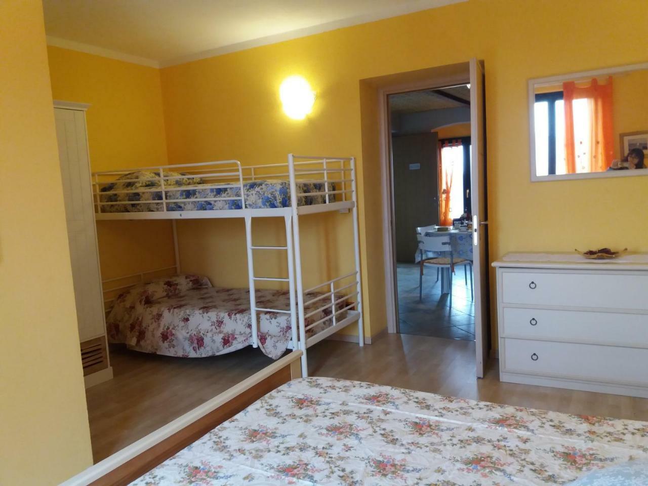 I Boidi Apartment Ница Монферато Екстериор снимка