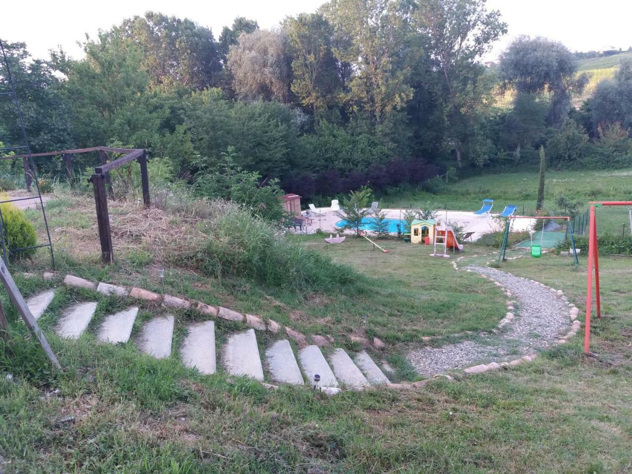 I Boidi Apartment Ница Монферато Екстериор снимка